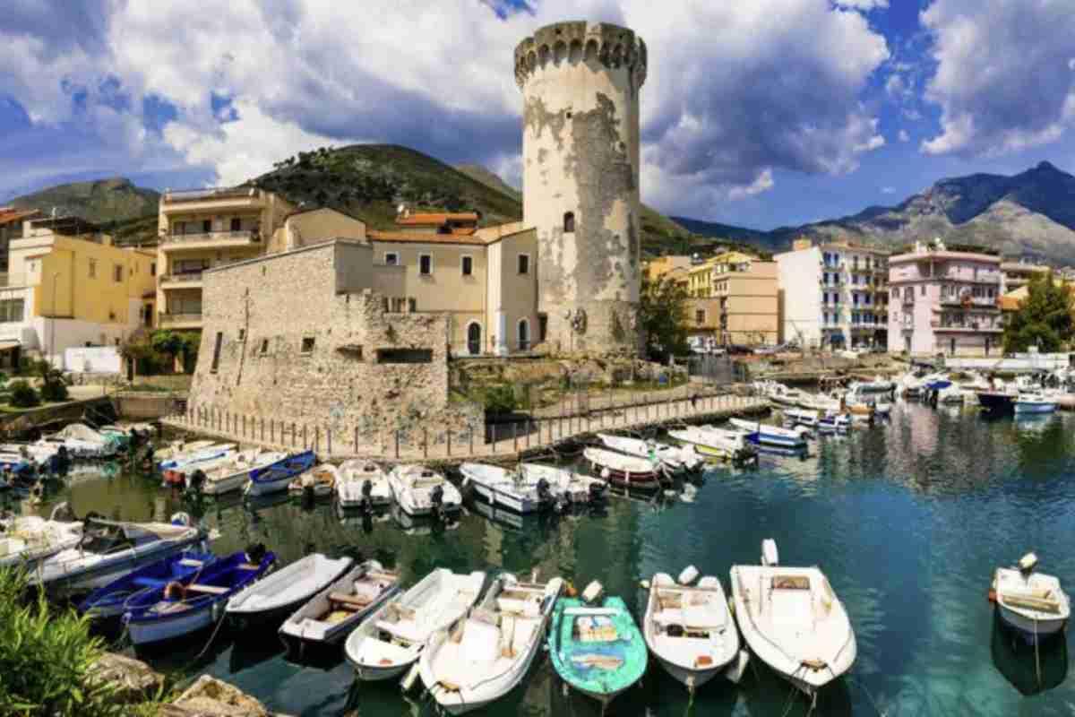 Nei dintorni di Formia si estende il Parco Regionale Monte Orlando, un’area naturale protetta che unisce paesaggi mozzafiato