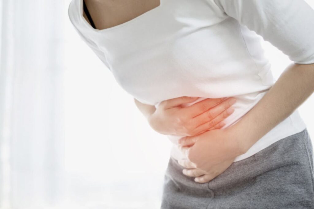 Questo disturbo, spesso sottovalutato, è il risultato di molteplici fattori che alterano l’equilibrio intestinale e possono compromettere il benessere generale