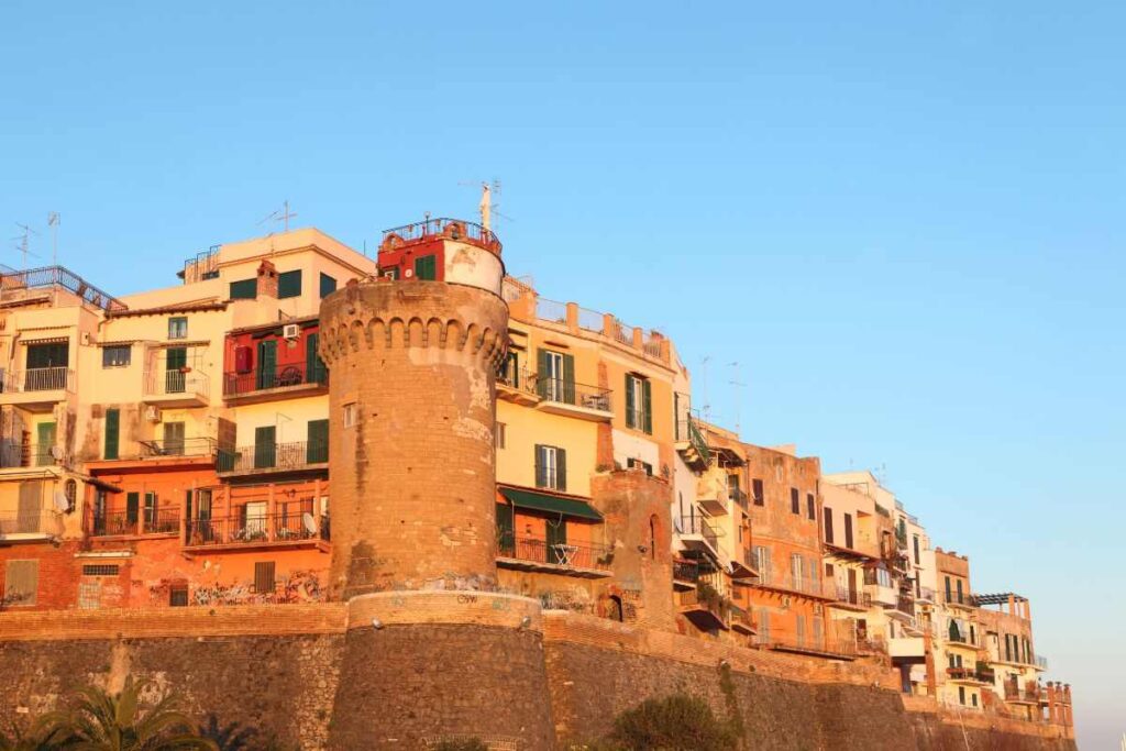 nettuno, scopri questo posto bellissimo 1 ora da Roma